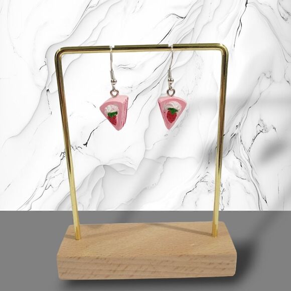 🍰Pink Strawberry Cake Earrings🍰(2-A025) - Picture 4 of 7